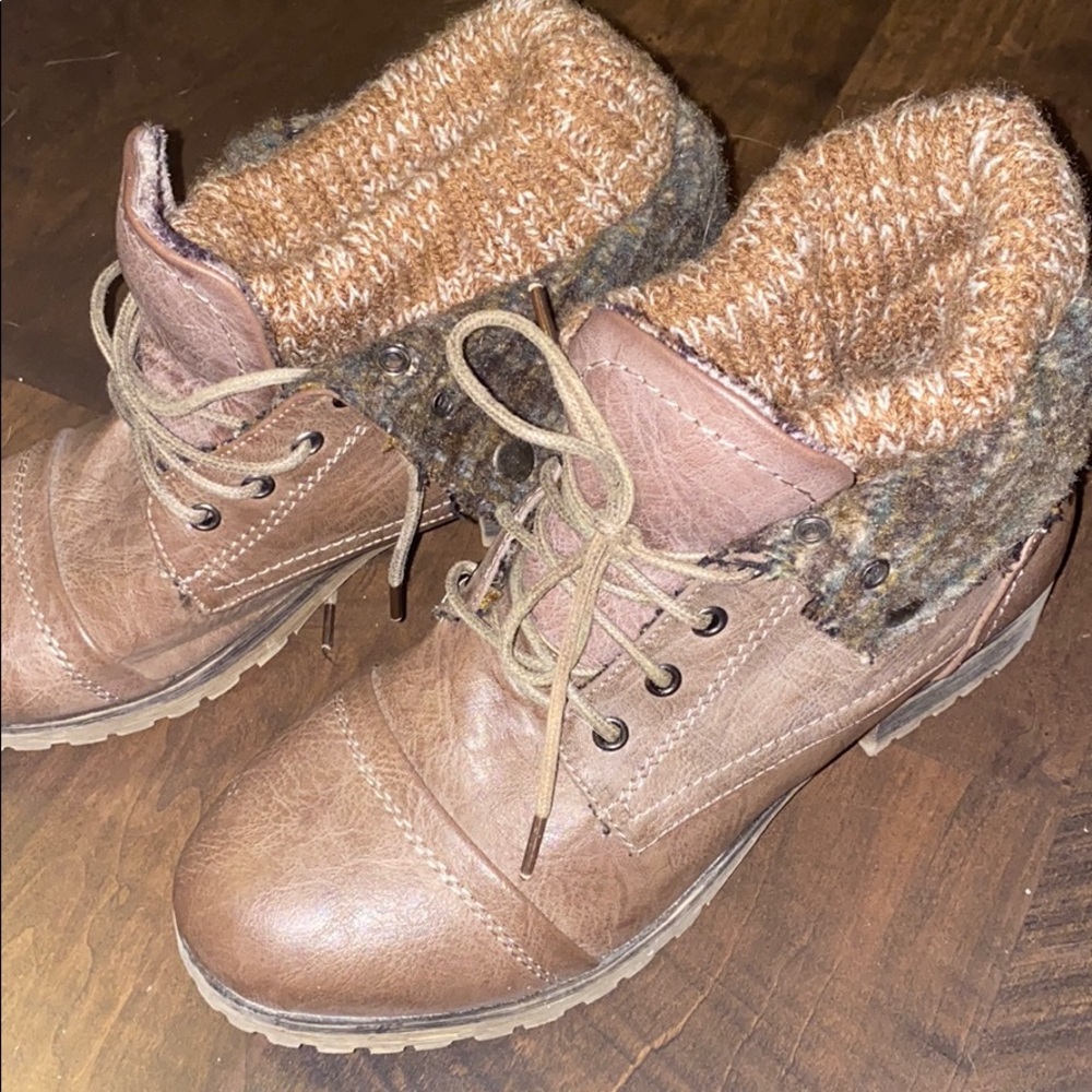 Brown wool lined leather ankle boots